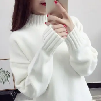 Есенно-зимния нов бял пуловер с полувысоким деколте, дамски свободна и универсална студентски долна риза